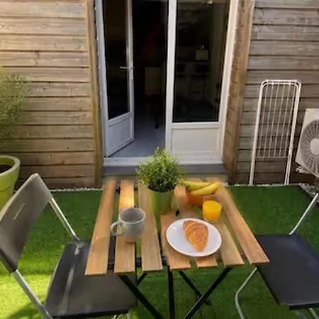 Votre Pause Cafe En Exterieur, Tram 200m Апартаменты Ле-Буска